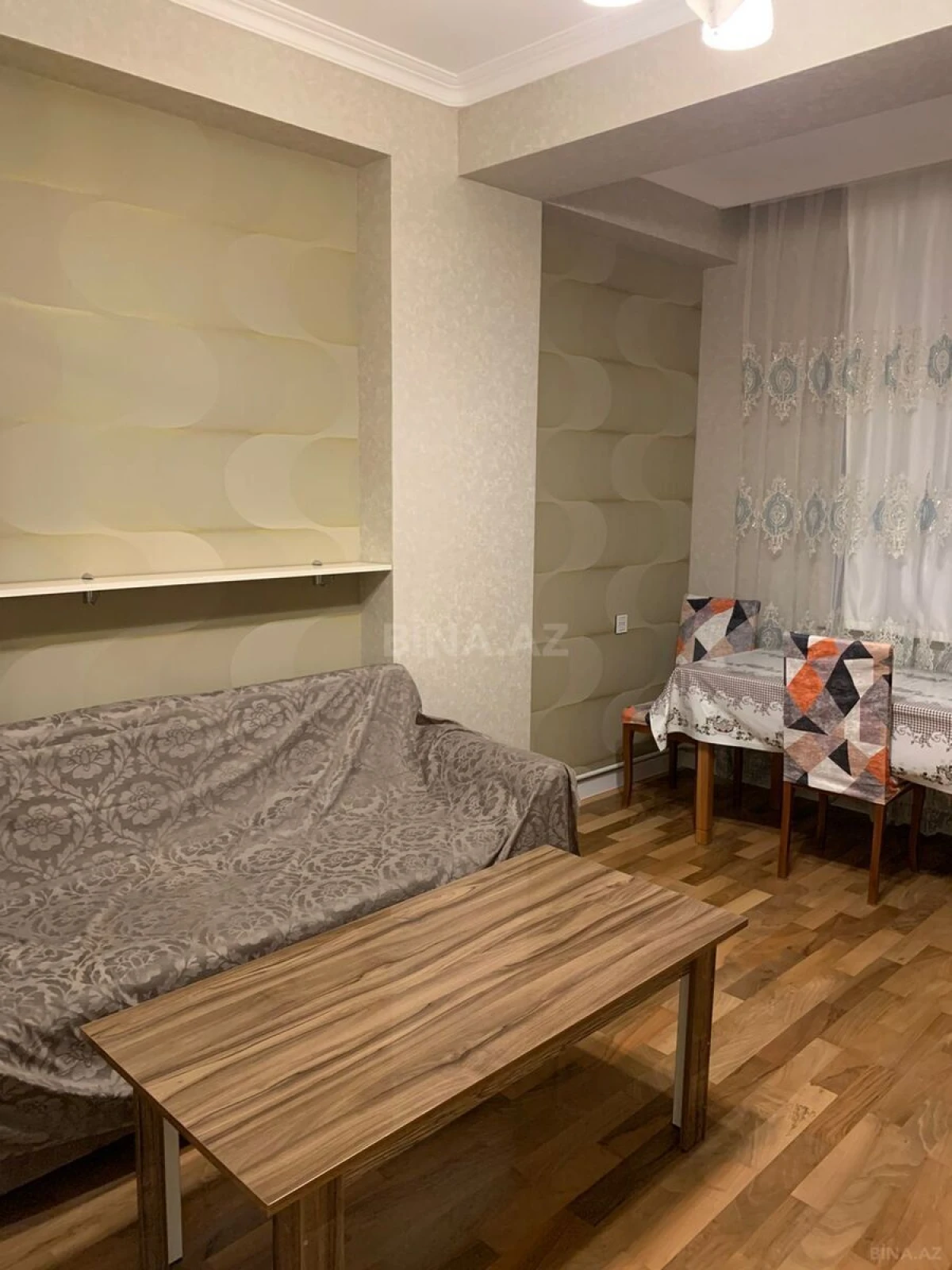 Kirayə verilir 2 otaqlı mənzil 55 m²