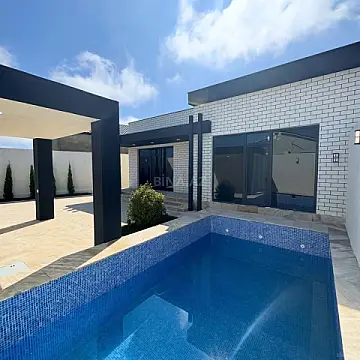 Satılır 4 otaqlı həyət evi 160 m²