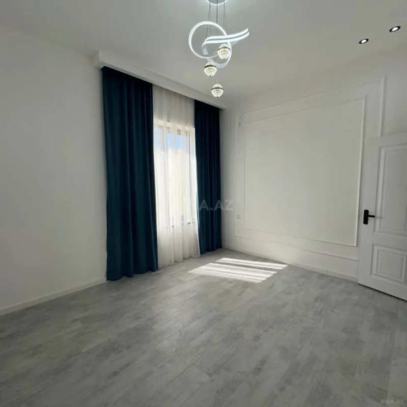 Satılır 4 otaqlı həyət evi 160 m²