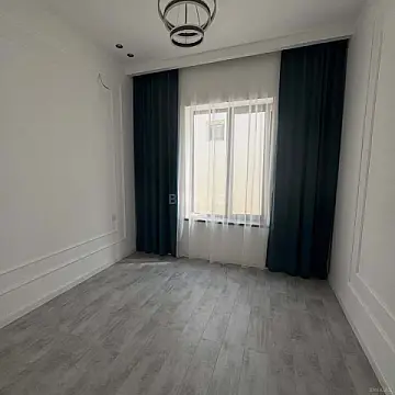 Satılır 4 otaqlı həyət evi 160 m²