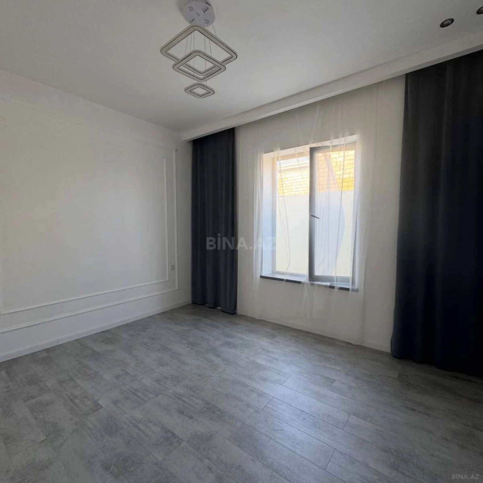 Satılır 4 otaqlı həyət evi 160 m²