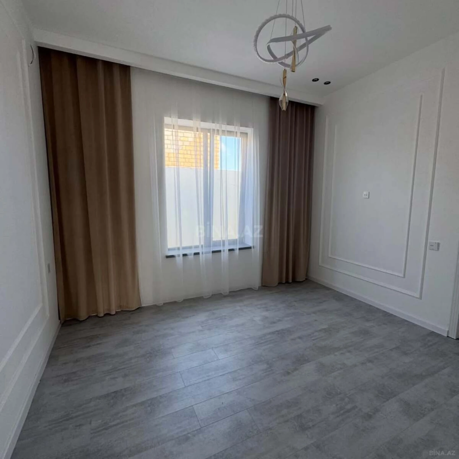Satılır 4 otaqlı həyət evi 160 m²