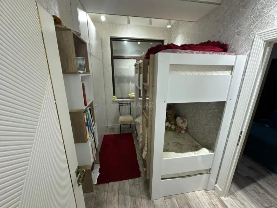Satılır 3 otaqlı mənzil 67 m²