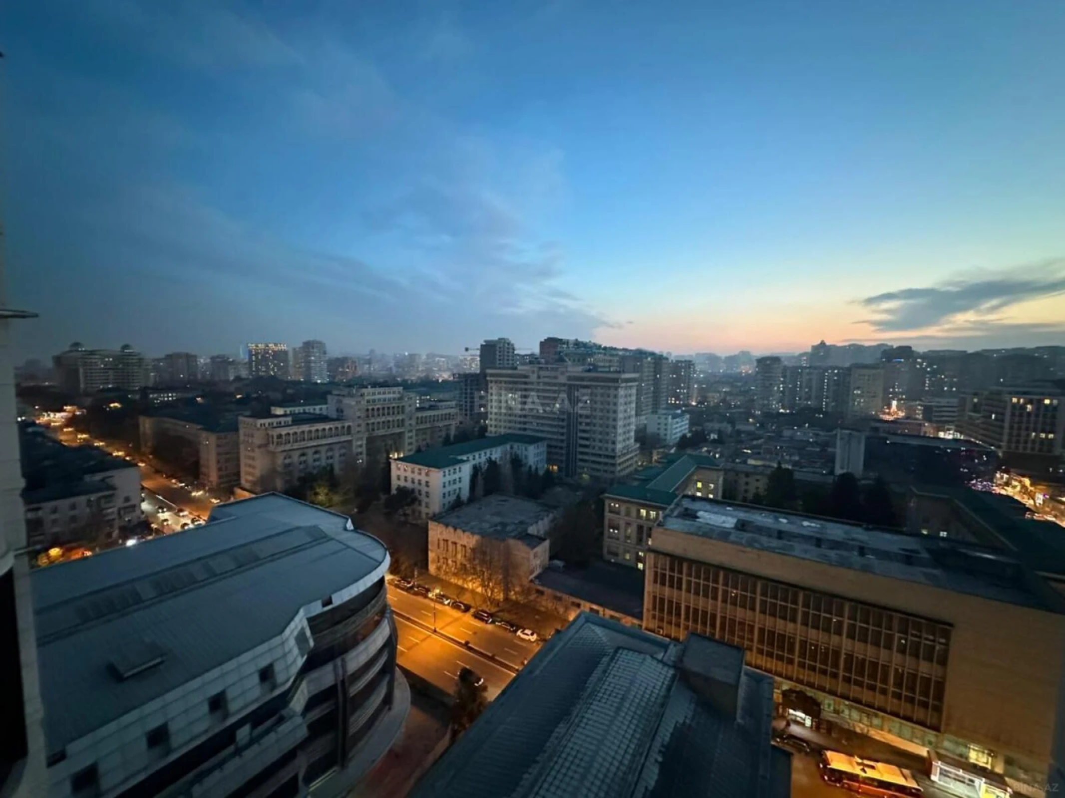 Satılır 3 otaqlı mənzil 67 m²