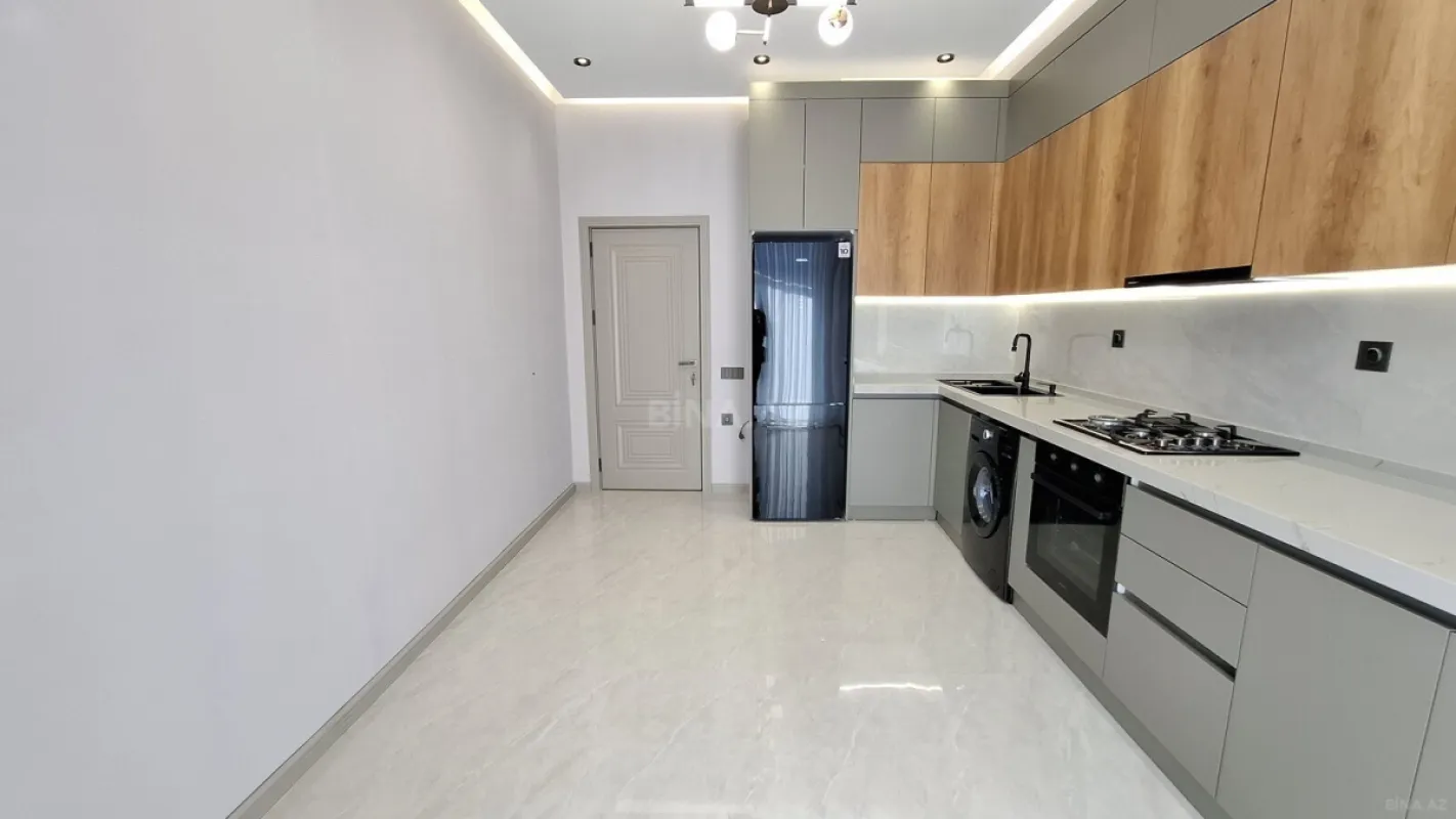 Satılır 2 otaqlı mənzil 82 m²