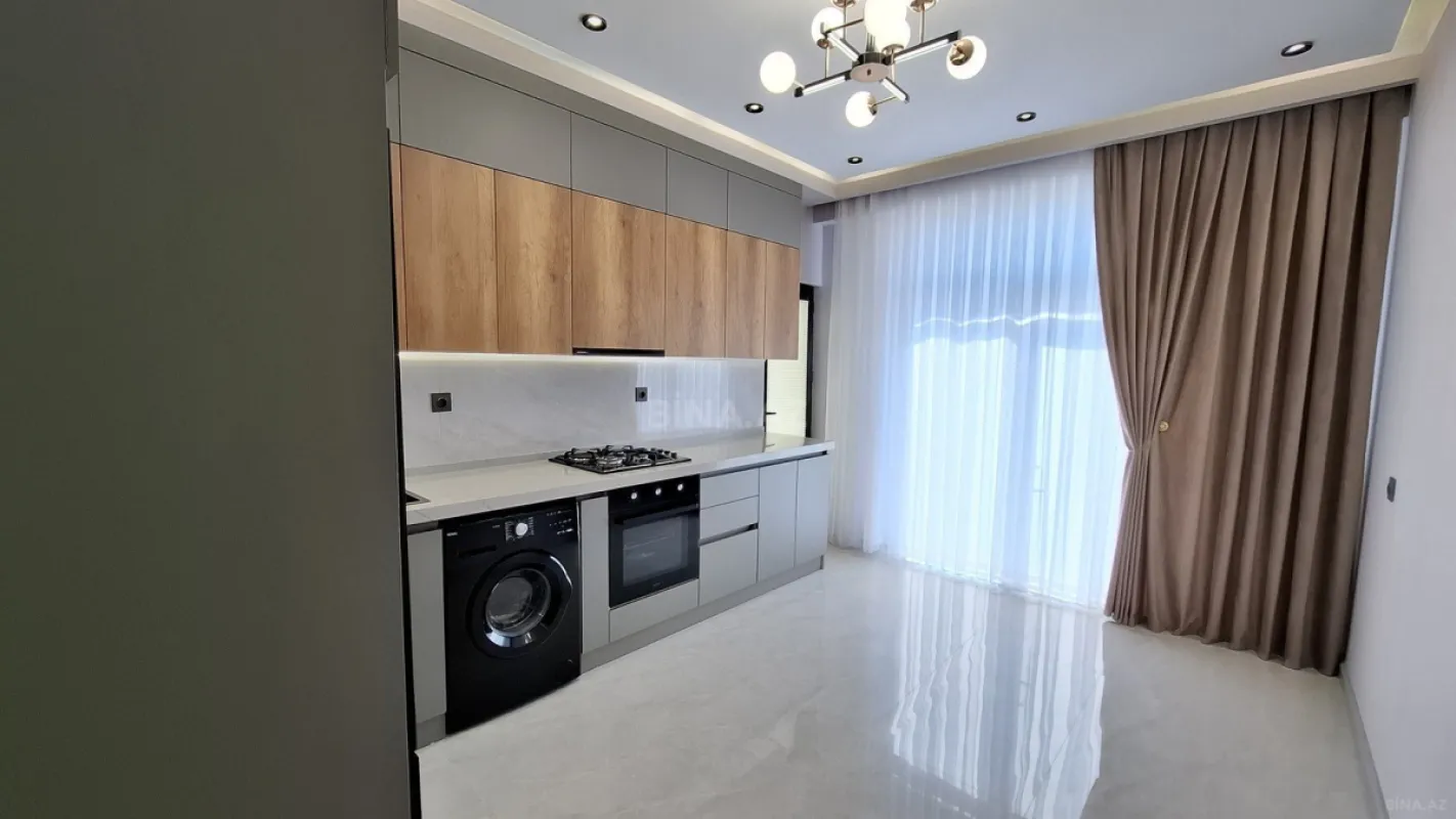 Satılır 2 otaqlı mənzil 82 m²