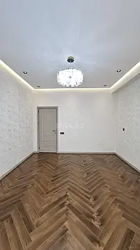 Satılır 2 otaqlı mənzil 82 m²