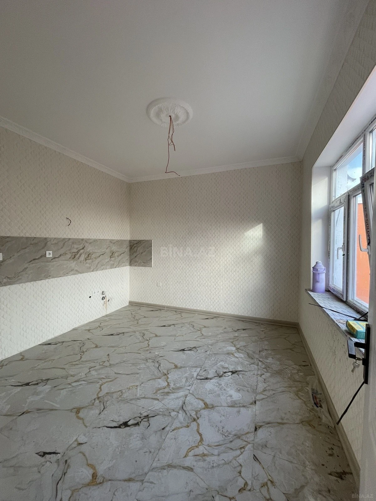 Satılır 5 otaqlı həyət evi 150 m²