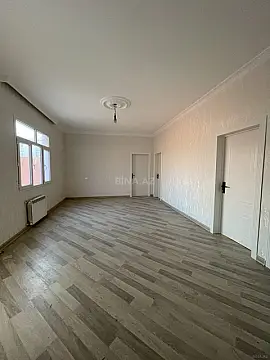 Satılır 5 otaqlı həyət evi 150 m²