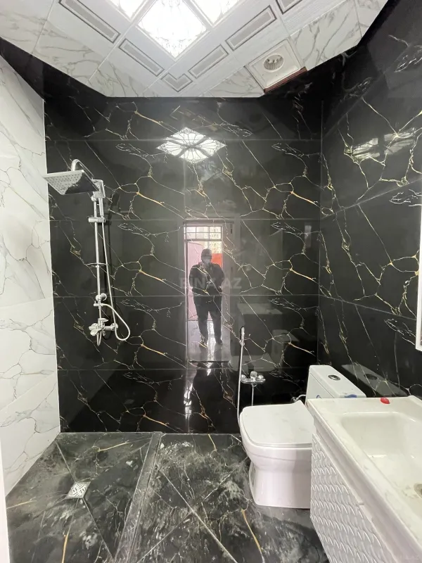 Satılır 5 otaqlı həyət evi 150 m²