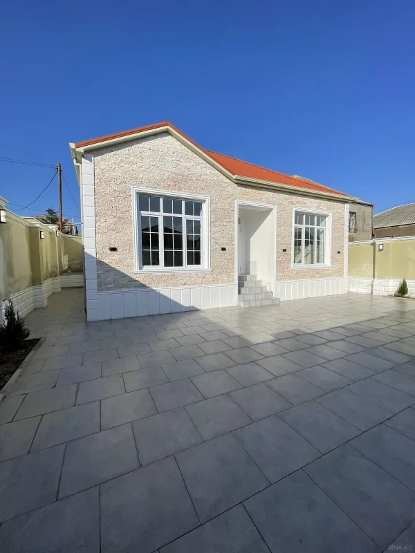 Satılır 4 otaqlı həyət evi 100 m²