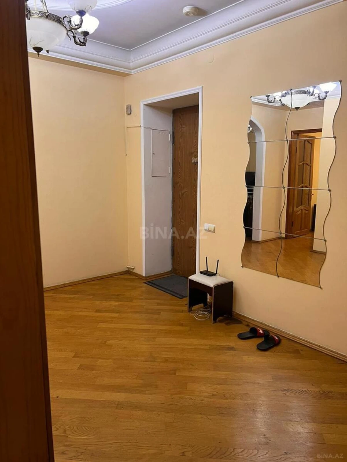 Kirayə verilir 3 otaqlı mənzil 75 m²