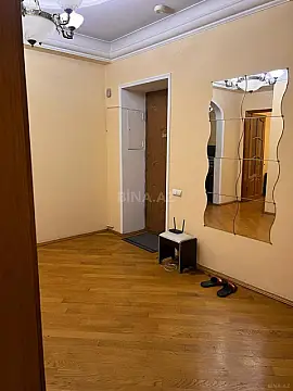 Kirayə verilir 3 otaqlı mənzil 75 m²