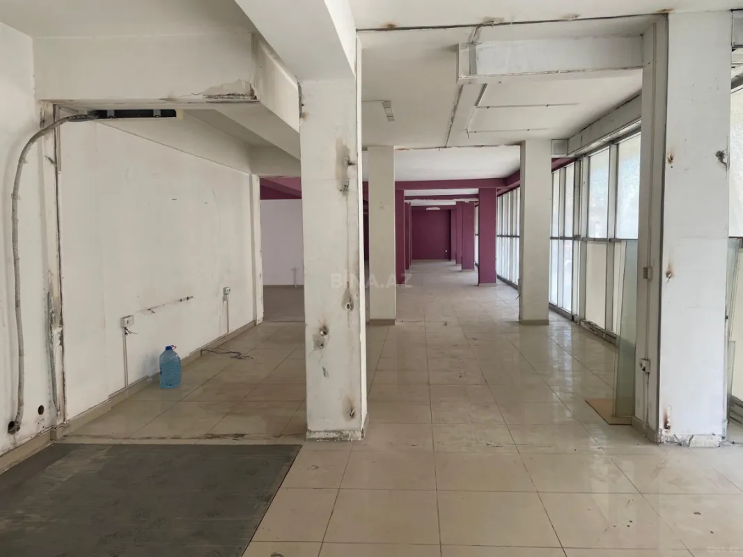 Kirayə verilir obyekt 2000 m²