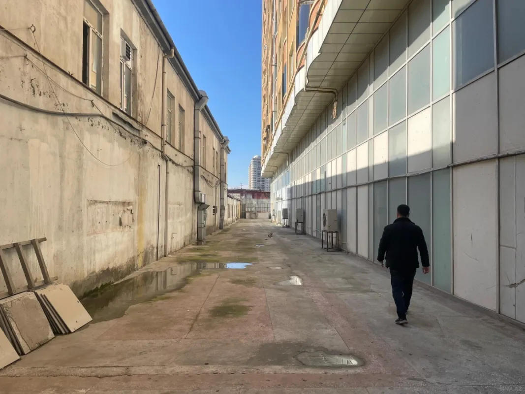 Kirayə verilir obyekt 2000 m²