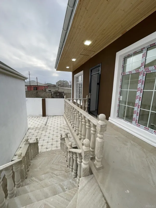 Satılır 4 otaqlı həyət evi 120 m²