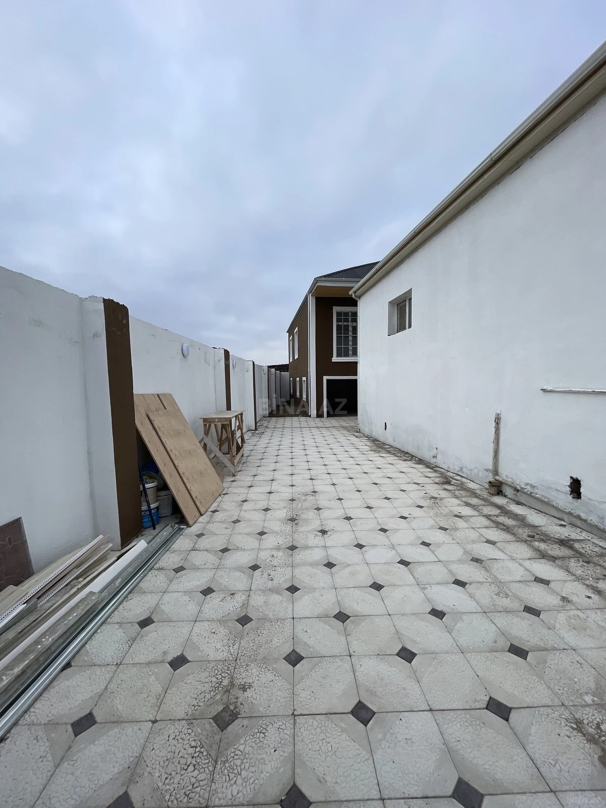 Satılır 4 otaqlı həyət evi 120 m²