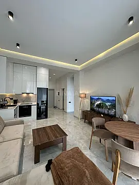 Kirayə verilir 2 otaqlı mənzil 77 m²