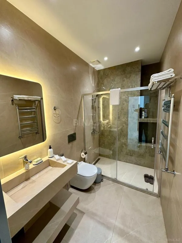 Kirayə verilir 2 otaqlı mənzil 77 m²