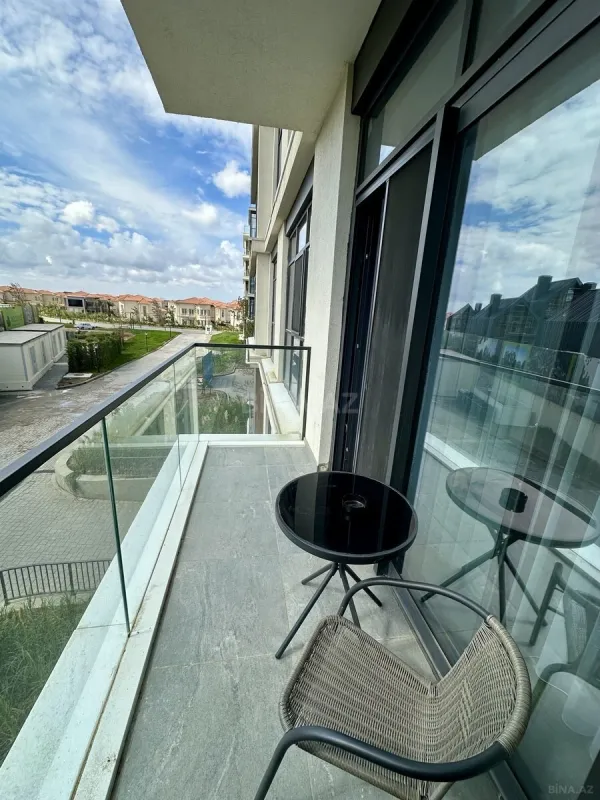 Kirayə verilir 2 otaqlı mənzil 77 m²