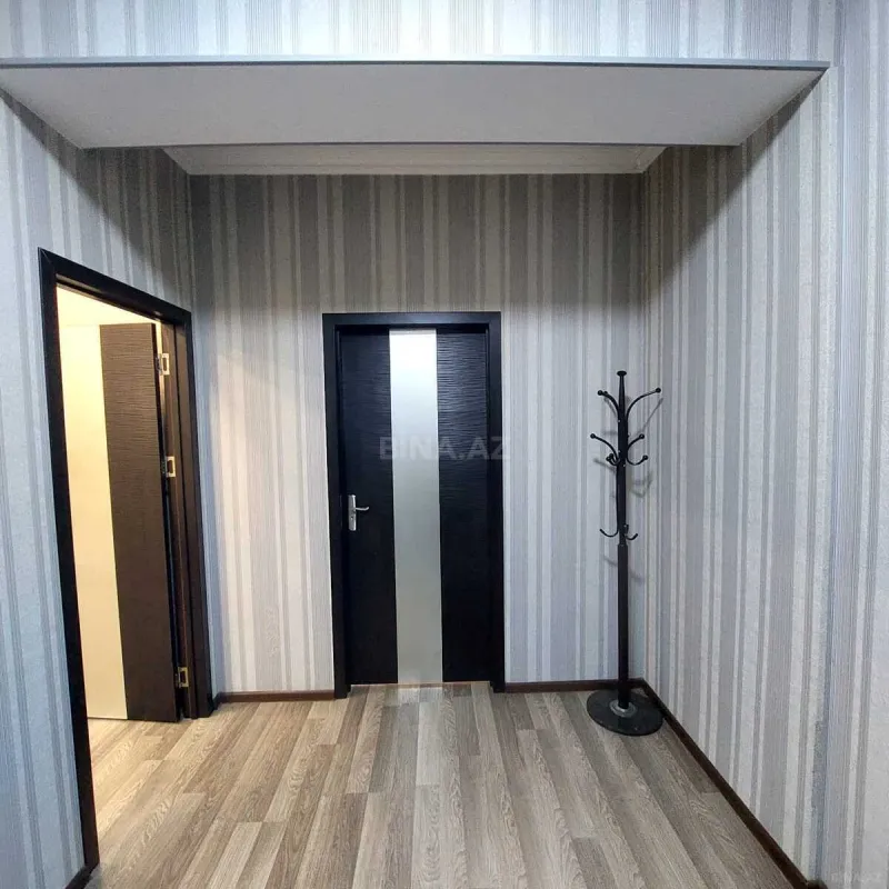 Kirayə verilir 2 otaqlı mənzil 80 m²