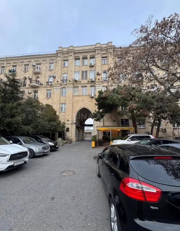 Satılır 3 otaqlı mənzil 85 m²