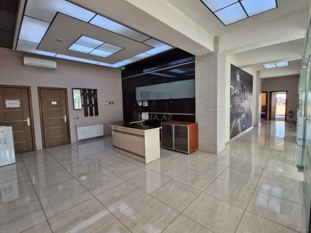 Kirayə verilir 8 otaqlı ofis 285 m²