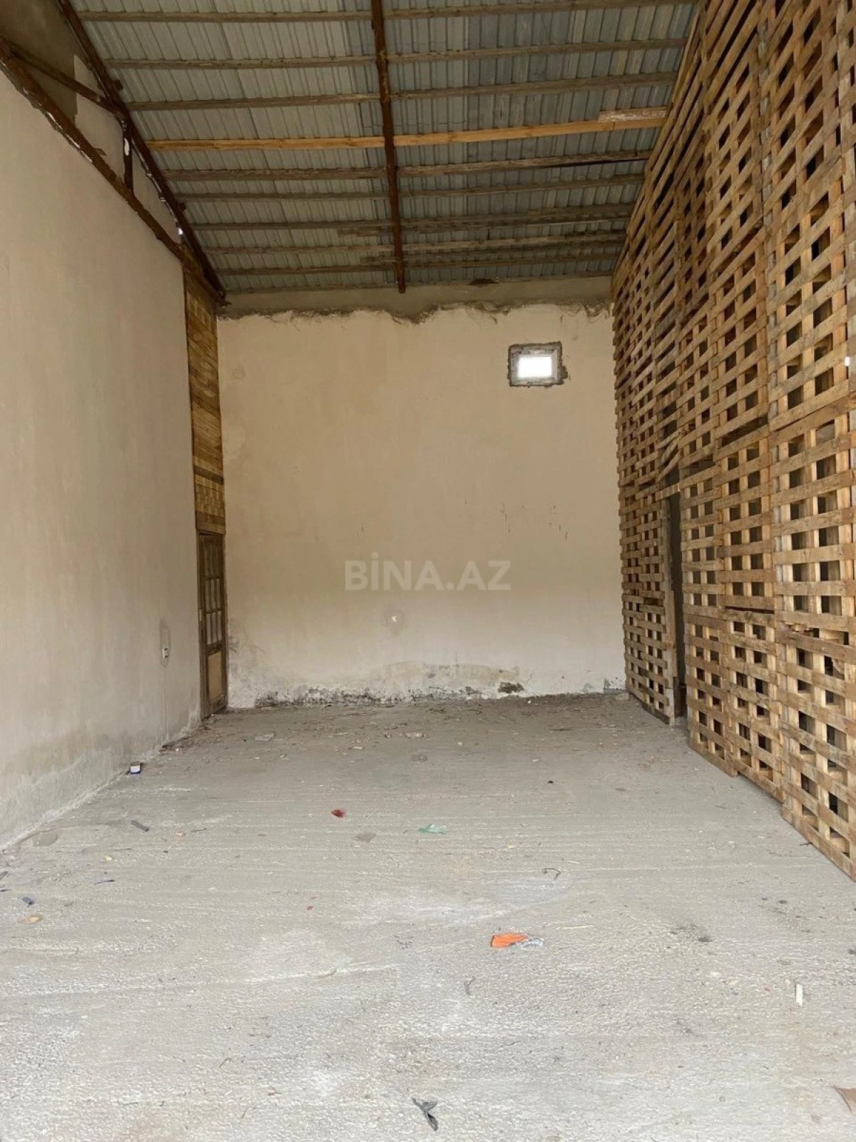 Kirayə verilir obyekt 840 m²