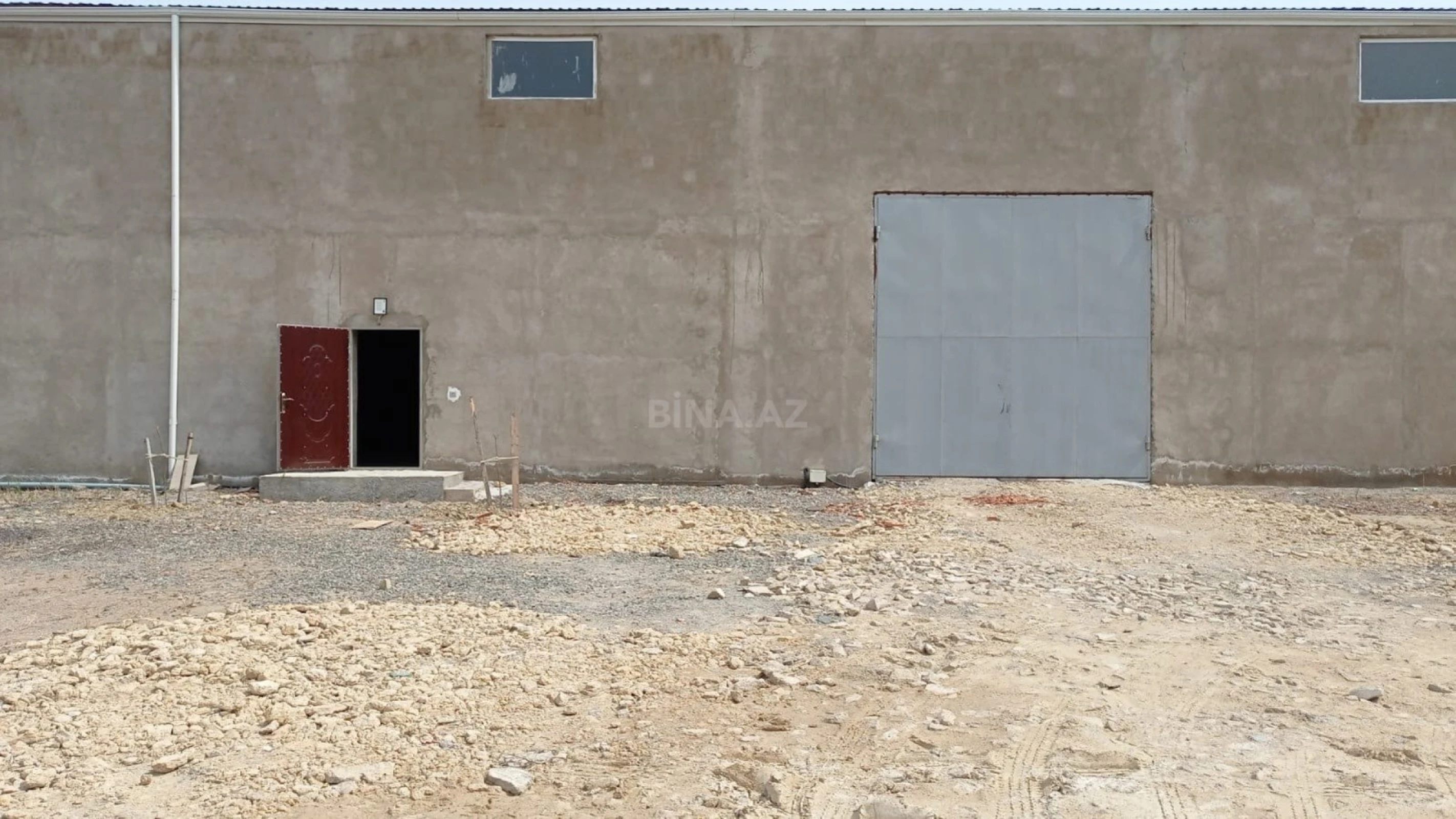 Kirayə verilir obyekt 840 m²