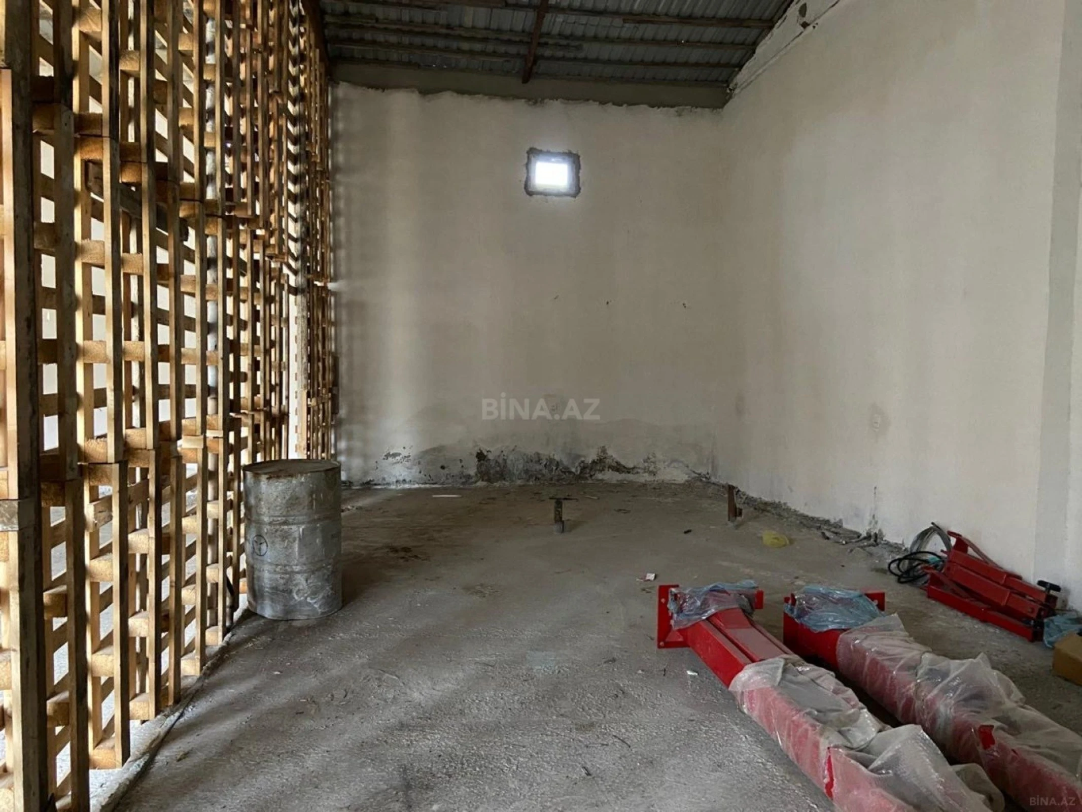 Kirayə verilir obyekt 840 m²