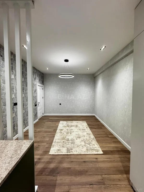 Satılır 2 otaqlı mənzil 61 m²