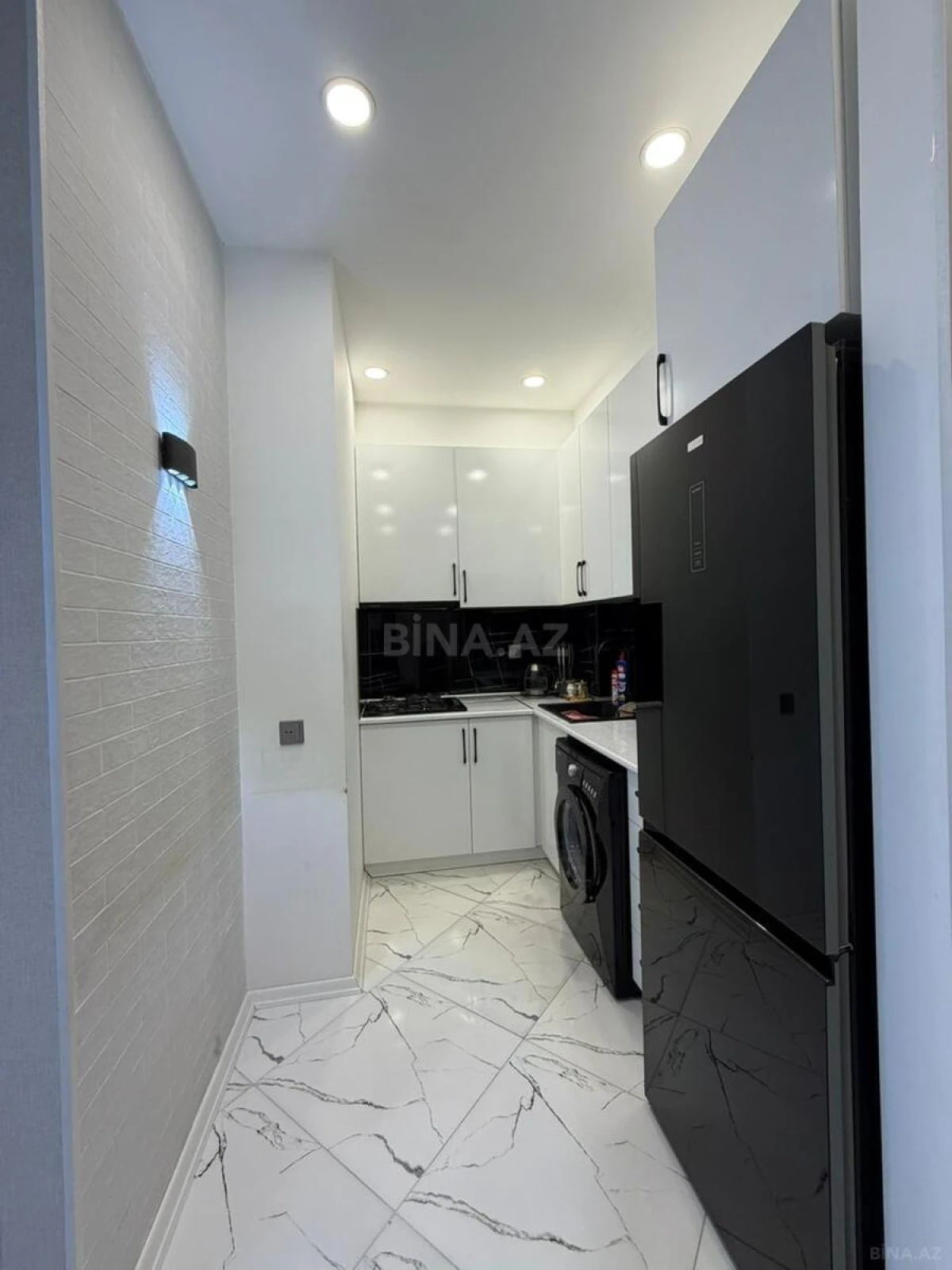 Satılır 2 otaqlı mənzil 52 m²