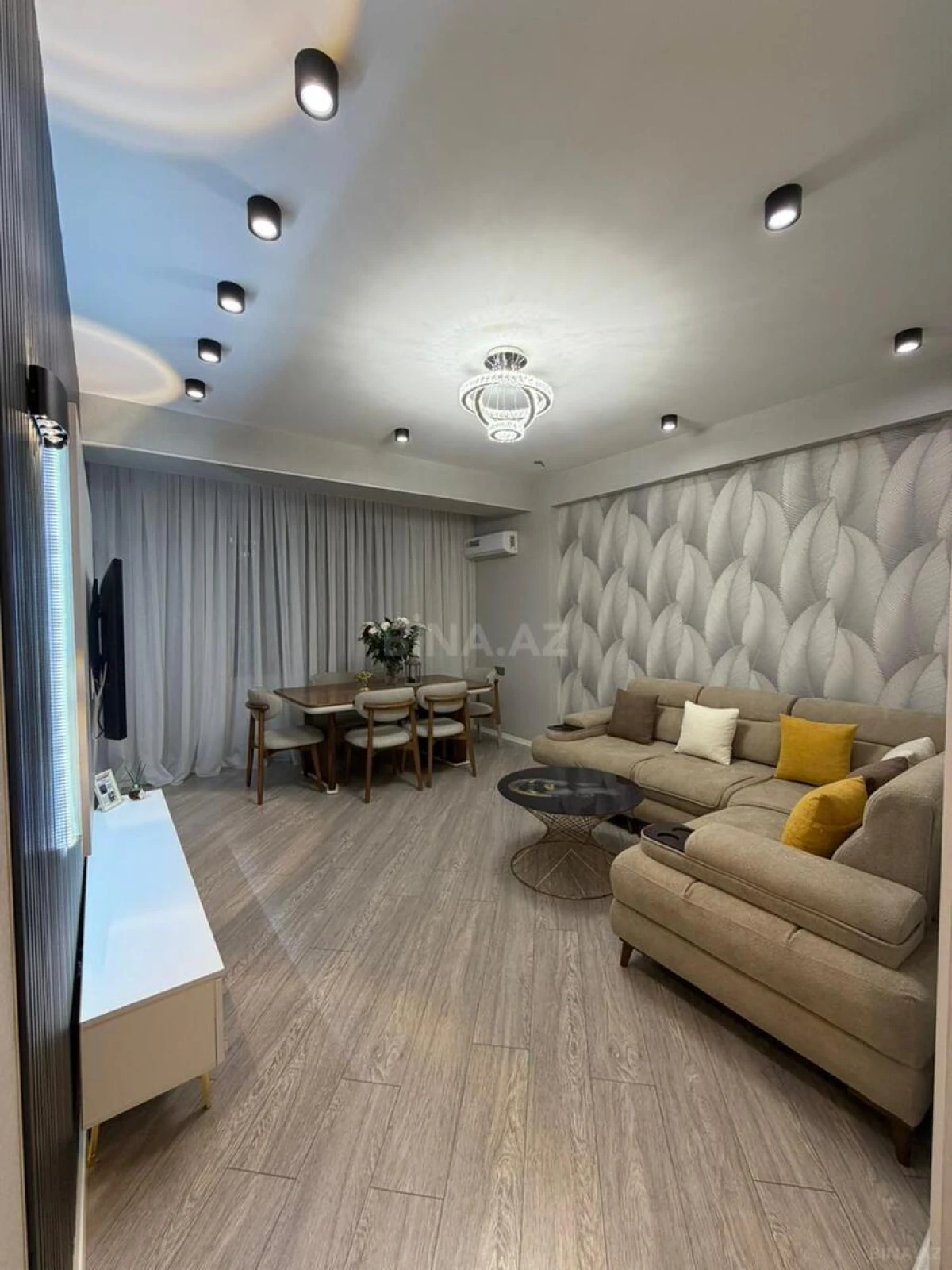 Satılır 2 otaqlı mənzil 52 m²