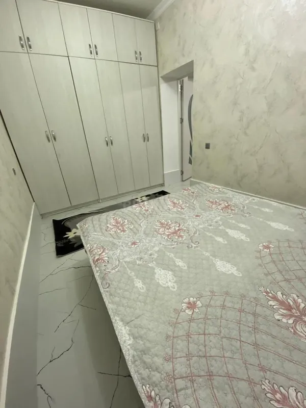 Kirayə verilir 2 otaqlı mənzil 50 m²