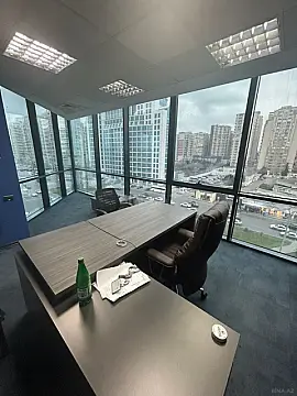 Kirayə verilir 3 otaqlı ofis 92 m²