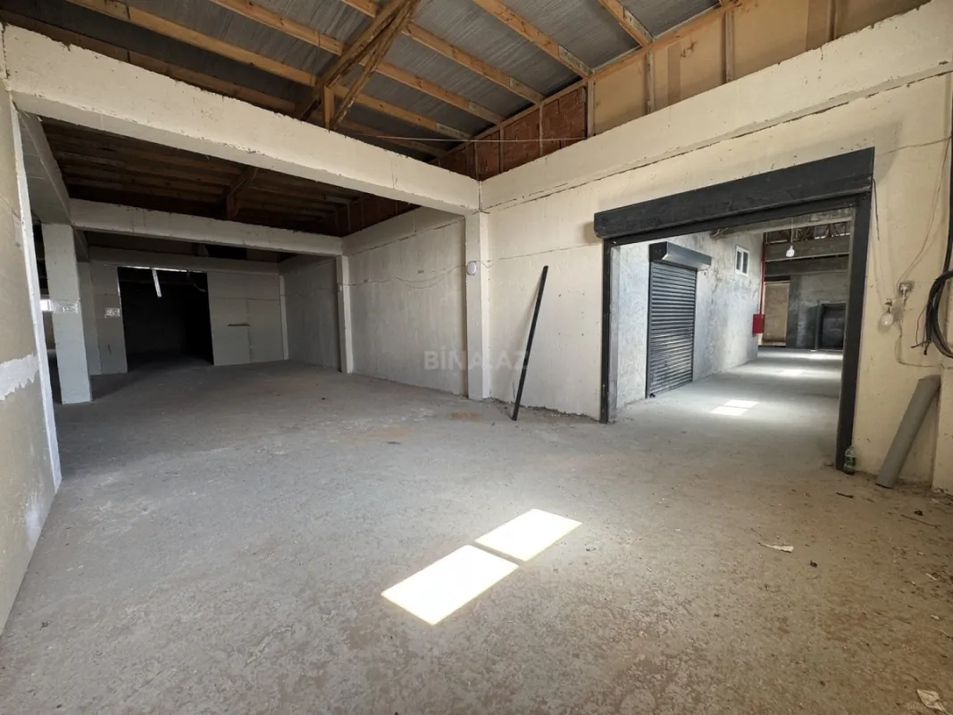 Satılır obyekt 580 m²