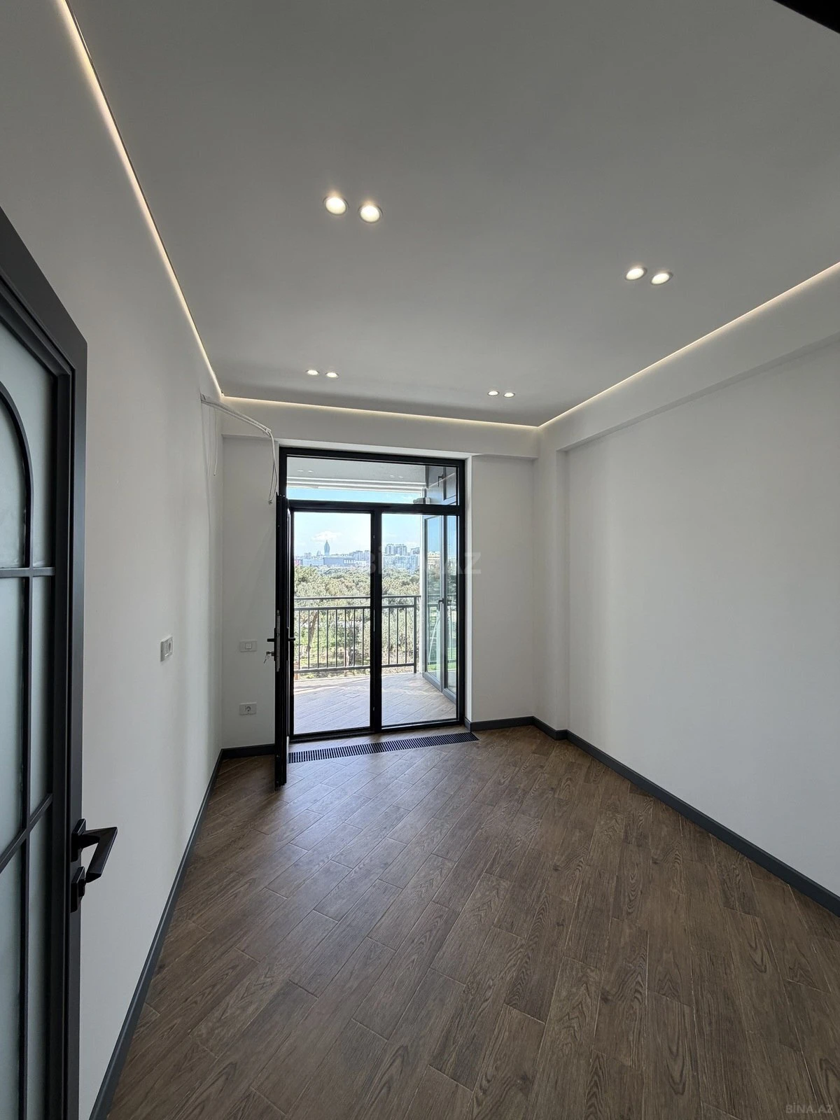Satılır 3 otaqlı mənzil 66 m²