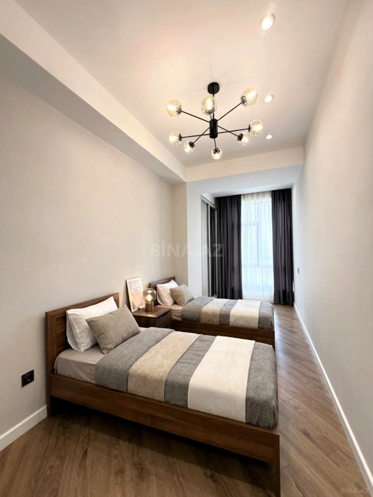 Satılır 3 otaqlı mənzil 120 m²