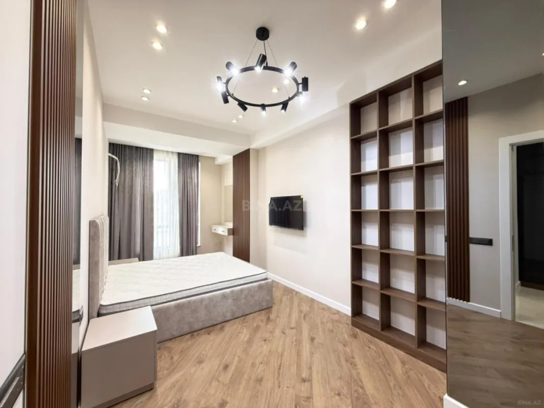 Satılır 3 otaqlı mənzil 120 m²