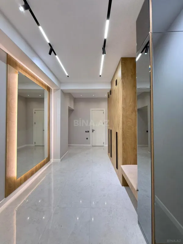 Satılır 3 otaqlı mənzil 120 m²