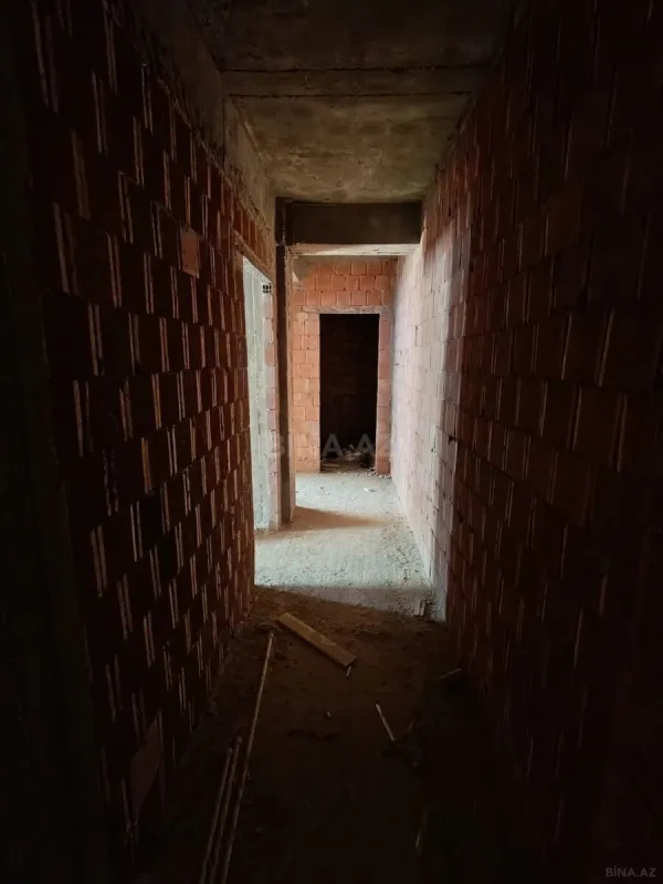 Satılır 1 otaqlı mənzil 56.8 m²