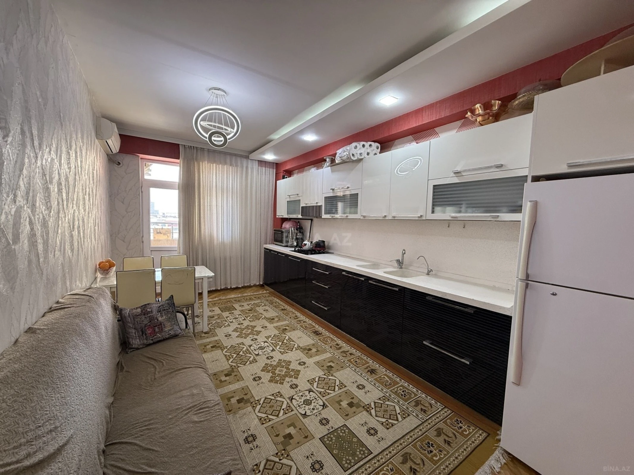 Satılır 3 otaqlı mənzil 96 m²