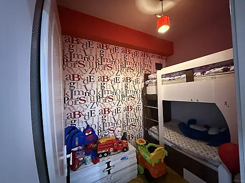 Satılır 3 otaqlı mənzil 96 m²