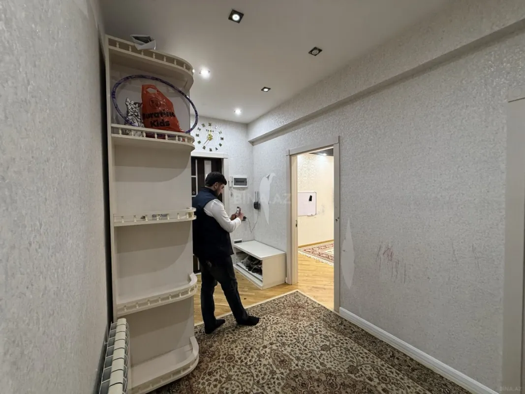 Satılır 3 otaqlı mənzil 96 m²