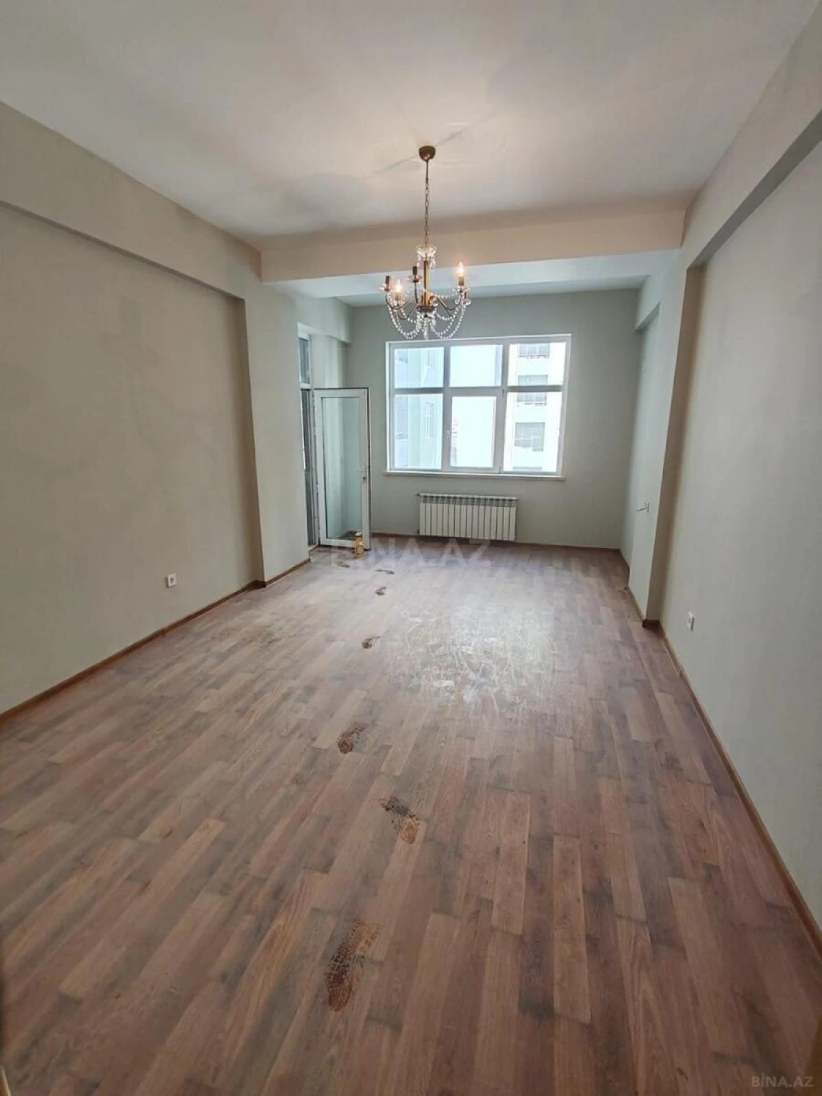 Kirayə verilir 2 otaqlı mənzil 76 m²