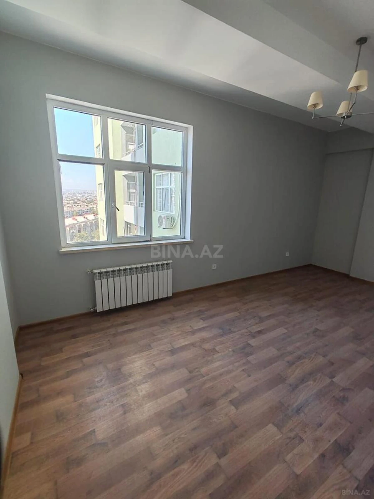 Kirayə verilir 2 otaqlı mənzil 76 m²