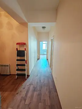 Kirayə verilir 2 otaqlı mənzil 76 m²