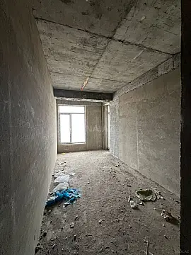 Satılır 3 otaqlı mənzil 129 m²