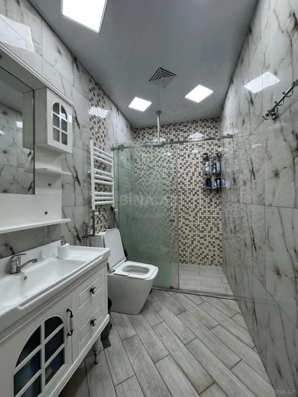 Satılır 2 otaqlı mənzil 88 m²