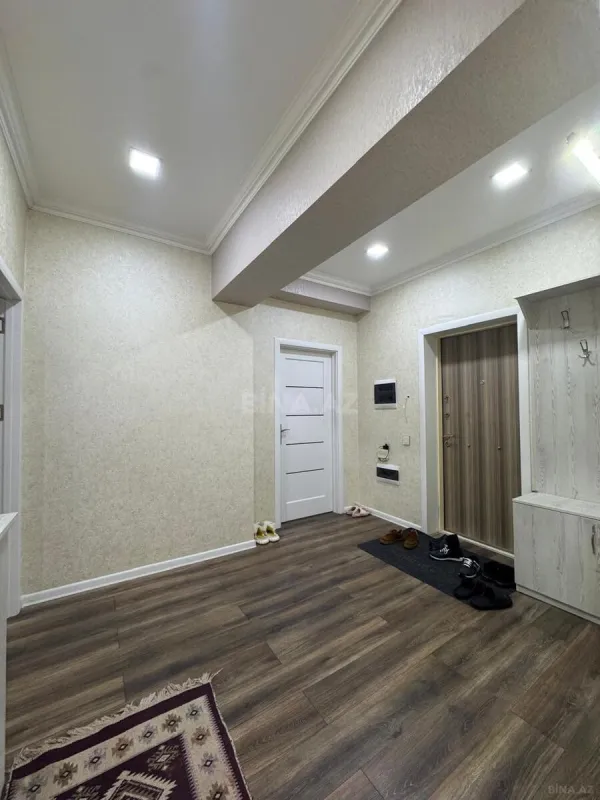 Satılır 2 otaqlı mənzil 88 m²